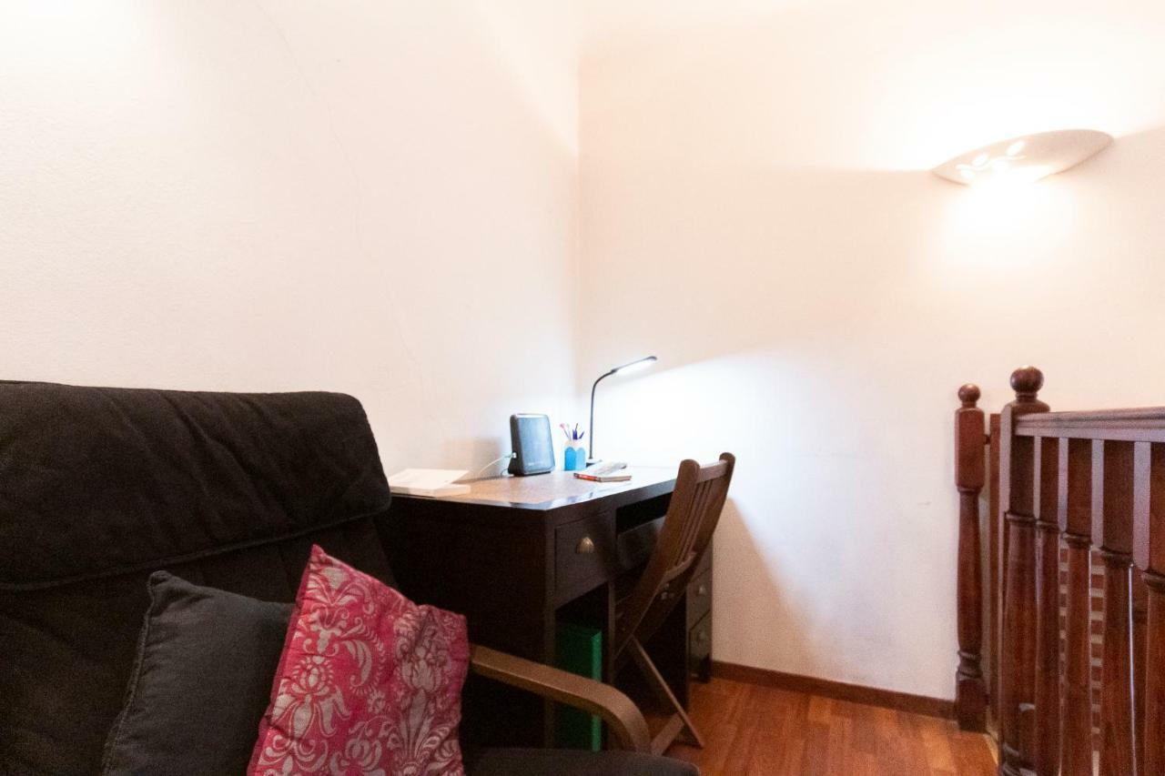 Studio Alzaia 54 Navigli Milan Bagian luar foto