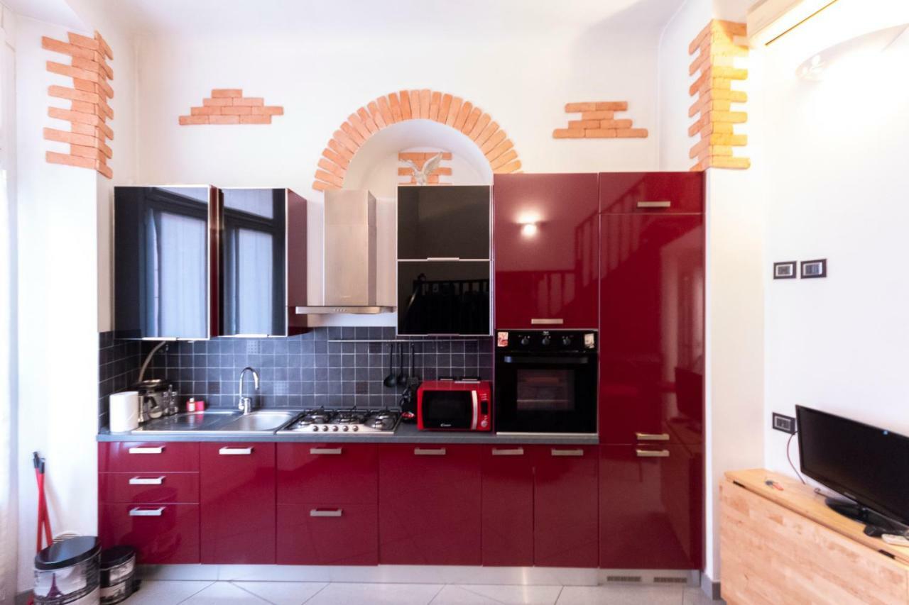 Studio Alzaia 54 Navigli Milan Bagian luar foto